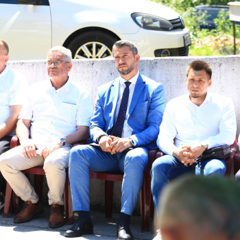 DA SE NE ZABORAVI: Obilježena 33. godišnjica stradanja u Lješevu