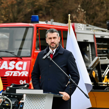 Isporuka vozila i opreme DVD-u