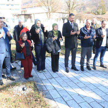 Delegacija Općine Ilijaš odala počast šehidima i poginulim borcima u Brezi