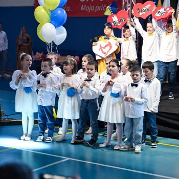 Mladi i djeca Ilijaša s ljubavlju domovini: Svečano obilježeni Dan Općine i Dan nezavisnosti BiH