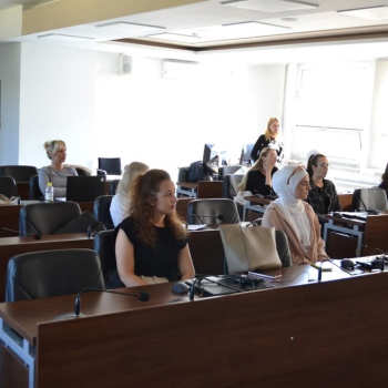 Počeo besplatan kurs rada na računaru za 36 žena u organizaciji Općine Ilijaš i Centra za edukaciju i istraživanje NAHLA
