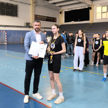  Sportski duh i fer igra obilježili općinsko takmičenje u odbojci