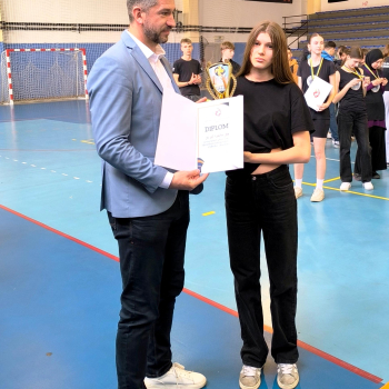  Sportski duh i fer igra obilježili općinsko takmičenje u odbojci